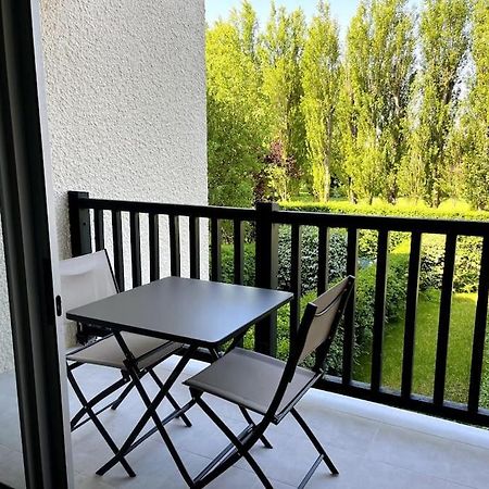 Le Garden - Studio Refait A Neuf Proche Mer Et Commerces Apartment Кабур Екстериор снимка