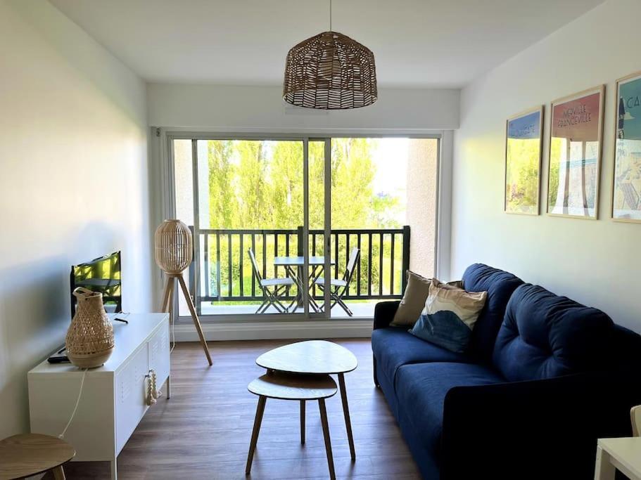 Le Garden - Studio Refait A Neuf Proche Mer Et Commerces Apartment Кабур Екстериор снимка